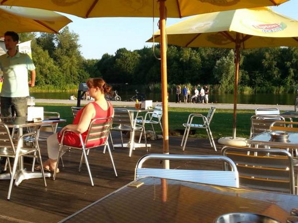 B&B Almere Luaran gambar